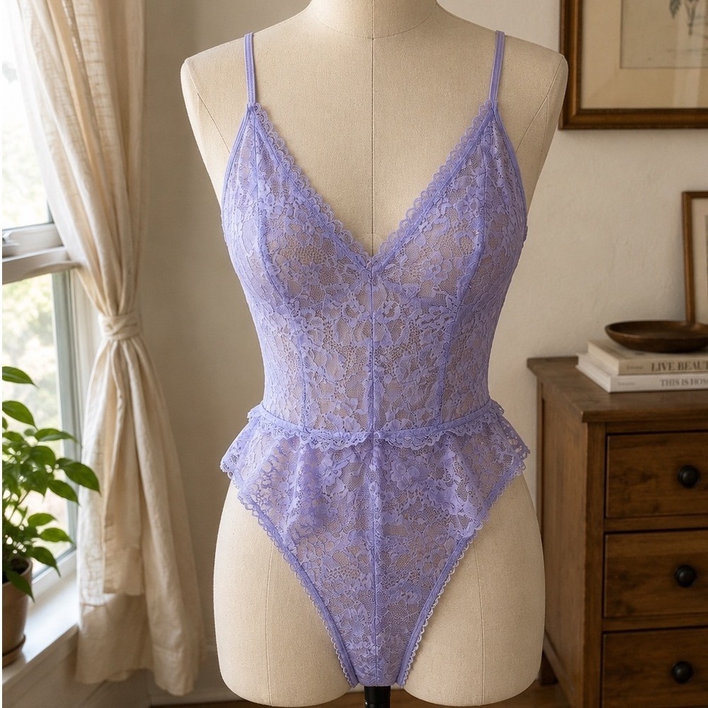 Savage X Fenty Womens Lace Bodysuit Sheer Floral High Cut Lavender Purple Small